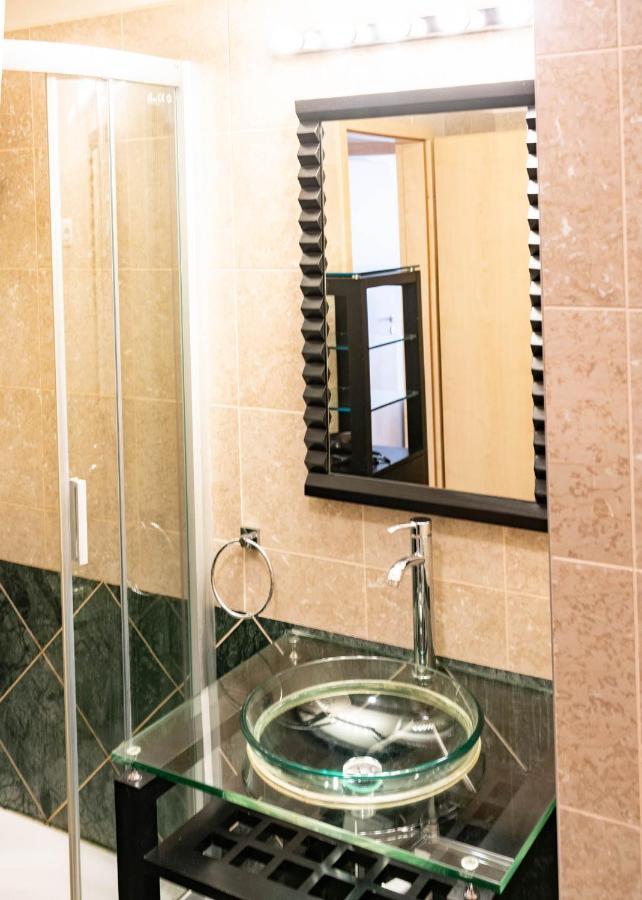 Free Parking! Soho Budapest 101, 4 Ppl, Ac, Superfast Wifi, Tv ภายนอก รูปภาพ