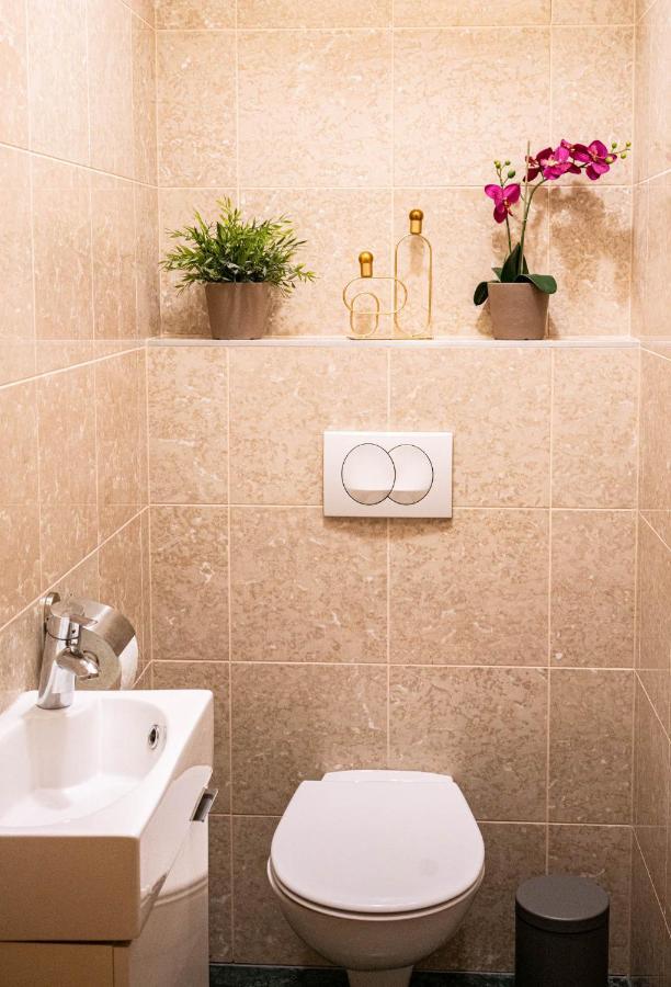 Free Parking! Soho Budapest 101, 4 Ppl, Ac, Superfast Wifi, Tv ภายนอก รูปภาพ